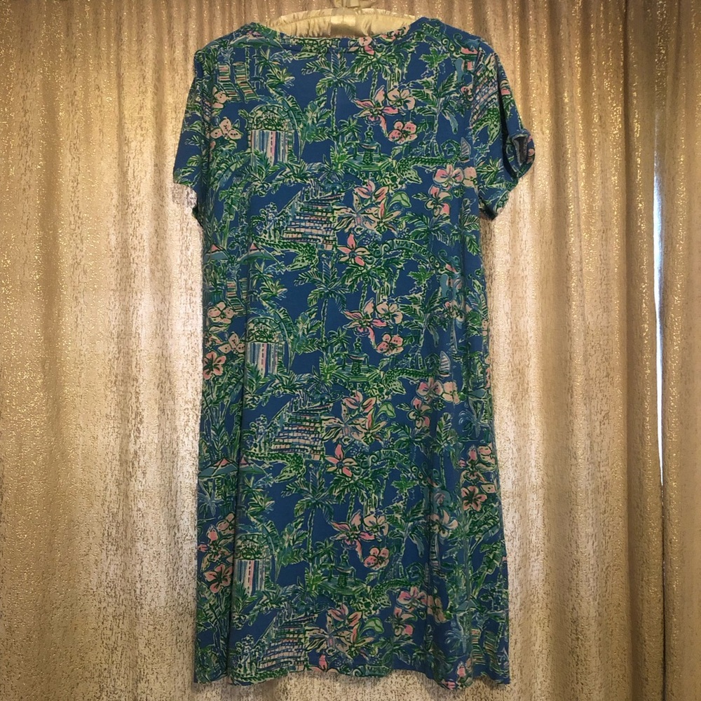 Lilly Pulitzer Beneath the Bougainvillea - Picture 2 of 5